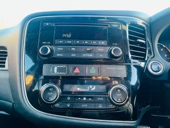 Mitsubishi Outlander 2.2 DI-D GX3 Auto 4WD Euro 6 5dr