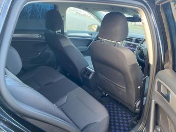 Volkswagen Golf 1.2 TSI BlueMotion Tech S DSG Euro 5 (s/s) 5dr