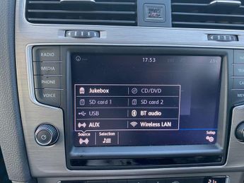 Volkswagen Golf 1.2 TSI BlueMotion Tech S DSG Euro 5 (s/s) 5dr