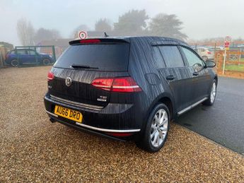 Volkswagen Golf 1.2 TSI BlueMotion Tech S DSG Euro 5 (s/s) 5dr