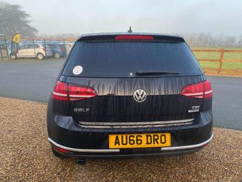 Volkswagen Golf 1.2 TSI BlueMotion Tech S DSG Euro 5 (s/s) 5dr