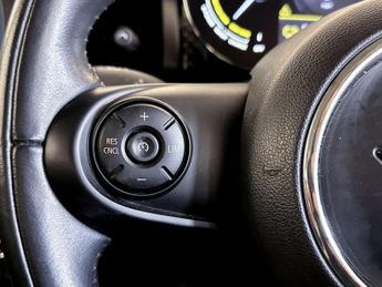 MINI Electric Hatch Cooper SE 32.6kWh Level 1 Hatchback 3dr Electric Auto (184 ps)