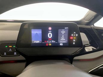 Volkswagen ID.3 Pro Performance 58kWh Life Hatchback 5dr Electric Auto (204 ps)