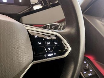 Volkswagen ID.3 Pro Performance 58kWh Life Hatchback 5dr Electric Auto (204 ps)