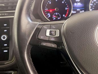 Volkswagen Tiguan 2.0 TDI SE Navigation SUV 5dr Diesel Manual Euro 6 (s/s) (150 ps
