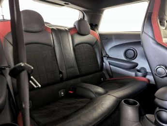 MINI Hatch 2.0 Cooper S Sport Hatchback 3dr Petrol Steptronic Euro 6 (s/s) 