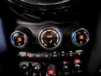 MINI Hatch 2.0 Cooper S Sport Hatchback 3dr Petrol Steptronic Euro 6 (s/s) 