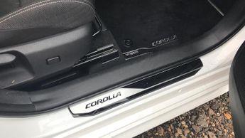 Toyota Corolla 1.8 VVT-h Icon Touring Sports CVT Euro 6 (s/s) 5dr