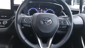 Toyota Corolla 1.8 VVT-h Icon Touring Sports CVT Euro 6 (s/s) 5dr