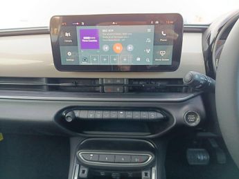 Fiat 600 1.2 MHEV SUV 5dr Petrol Hybrid e-DCT Euro 6 (s/s) (136 ps)