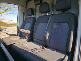 Volkswagen Crafter 2.0 TDI CR35 Trendline FWD MWB Euro 6 (s/s) 5dr