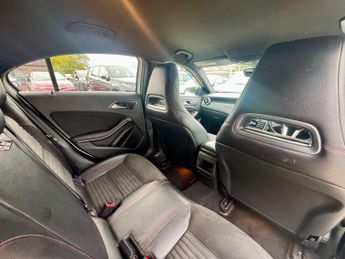 Mercedes-Benz A Class 1.5 A180 CDI AMG Sport 7G-DCT Euro 5 (s/s) 5dr