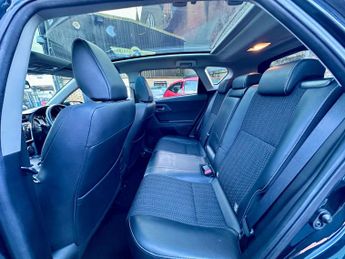 Toyota Auris 1.8 VVT-h Excel CVT Euro 5 (s/s) 5dr