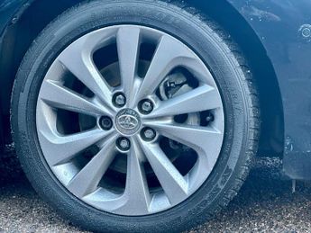 Toyota Auris 1.8 VVT-h Excel CVT Euro 5 (s/s) 5dr