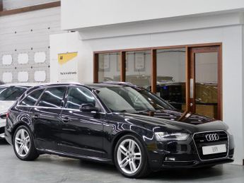 Audi A4 2.0 TFSI S line Estate QUATTRO 5dr