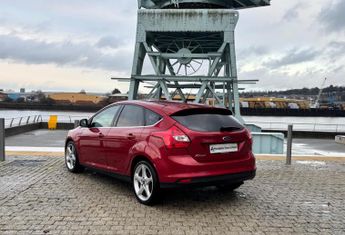 Ford Focus 1.6 Titanium Powershift Euro 5 5dr