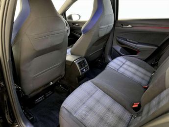 Volkswagen Golf 1.4 TSI 13kWh GTE Hatchback 5dr Petrol Plug-in Hybrid DSG Euro 6