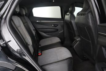 Renault Megane E-Tech 60kWh iconic Auto 5dr (optimum charge)