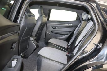 Renault Megane E-Tech 60kWh iconic Auto 5dr (optimum charge)