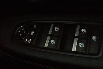 Renault Megane E-Tech 60kWh iconic Auto 5dr (optimum charge)