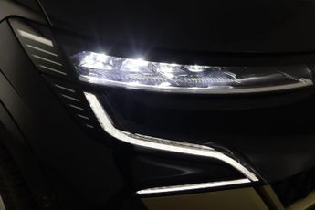 Renault Megane E-Tech 60kWh iconic Auto 5dr (optimum charge)