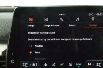 Renault Megane E-Tech 60kWh iconic Auto 5dr (optimum charge)