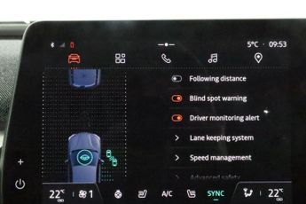 Renault Megane E-Tech 60kWh iconic Auto 5dr (optimum charge)