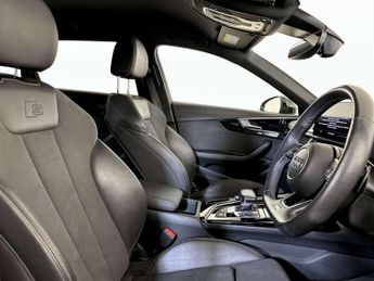 Audi A4 Avant 2.0 TFSI 35 Black Edition Estate 5dr Petrol S Tronic Euro 6 (s/s