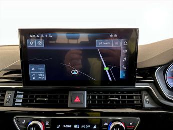 Audi A4 Avant 2.0 TFSI 35 Black Edition Estate 5dr Petrol S Tronic Euro 6 (s/s