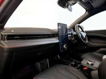 Ford Mustang Mach-E Extended Range 91kWh SUV 5dr Electric Automatic AWD (351 ps)