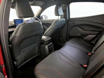 Ford Mustang Mach-E Extended Range 91kWh SUV 5dr Electric Automatic AWD (351 ps)