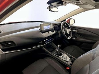 Nissan Qashqai 1.3 DIG-T MHEV N-Connecta Euro 6 (s/s) 5dr