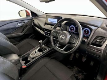 Nissan Qashqai 1.3 DIG-T MHEV N-Connecta Euro 6 (s/s) 5dr