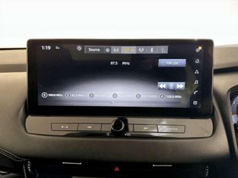 Nissan Qashqai 1.3 DIG-T MHEV N-Connecta Euro 6 (s/s) 5dr