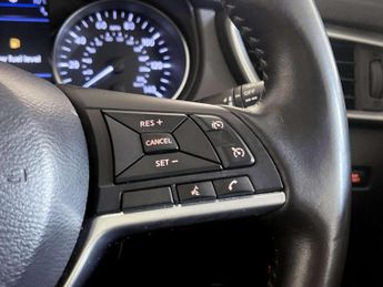 Nissan Qashqai 1.3 DIG-T Tekna+ SUV 5dr Petrol Manual Euro 6 (s/s) (140 ps)