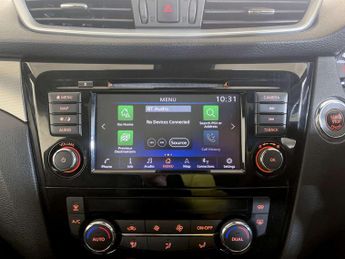 Nissan Qashqai 1.3 DIG-T Tekna+ SUV 5dr Petrol Manual Euro 6 (s/s) (140 ps)