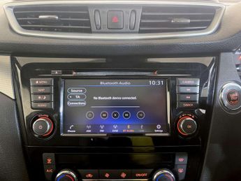 Nissan Qashqai 1.3 DIG-T Tekna+ SUV 5dr Petrol Manual Euro 6 (s/s) (140 ps)