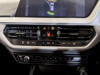 BMW 1 Series 2.0 118d SE (LCP) Hatchback 5dr Diesel Manual Euro 6 (s/s) (150 