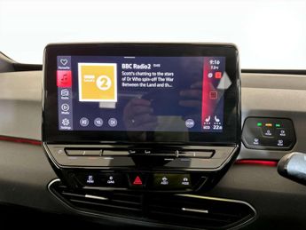 Volkswagen ID.3 Pro Performance 58kWh Life Hatchback 5dr Electric Auto (204 ps)