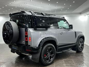 Land Rover Defender 90 3.0 D250 MHEV S Auto 4WD Euro 6 (s/s) 3dr