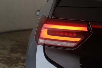 Volkswagen ID.3 Pro 58kWh Life Auto 5dr
