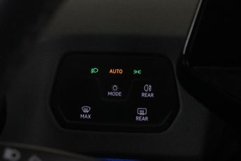 Volkswagen ID.3 Pro 58kWh Life Auto 5dr