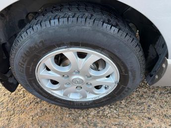 Hyundai i800 2.5 CRDi SE Auto Euro 5 5dr