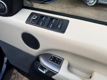 Land Rover Range Rover Sport 3.0 SD V6 Autobiography Dynamic Auto 4WD Euro 6 (s/s) 5dr