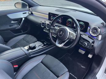 Mercedes-Benz CLA 1.3 CLA180 AMG Line (Executive) Coupe 7G-DCT Euro 6 (s/s) 4dr