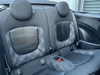 MINI CONVERTIBLE 1.5 Cooper Auto 2dr