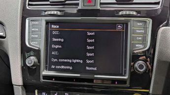 VOLKSWAGEN GOLF 2.0 Golf R DSG 4WD 3dr