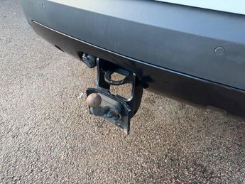 Land Rover Discovery 3.0 SD V6 SE Auto 4WD Euro 6 (s/s) 5dr