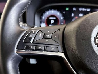 Nissan Juke 1.0 DIG-T N-Connecta SUV 5dr Petrol DCT Auto Euro 6 (s/s) (114 p