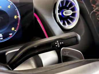 Mercedes-Benz GLB 2.0 GLB200d AMG Line (Premium 2) SUV 5dr Diesel 8G-DCT Euro 6 (s